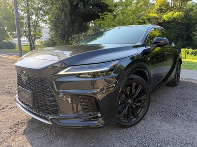 صورة 6 لـ 2023 Lexus RX