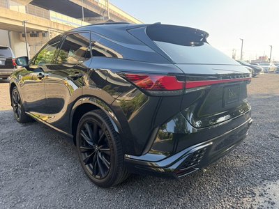 2023 Lexus RX — миниатюра 28