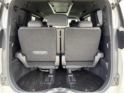 2024 Toyota ALPHARD thumbnail 16