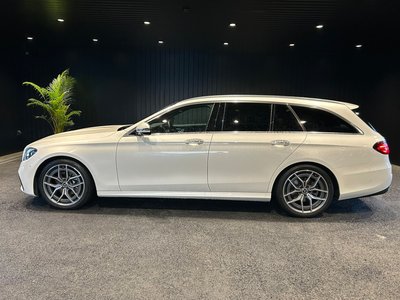 MERCEDES-BENZ E-CLASS - 3