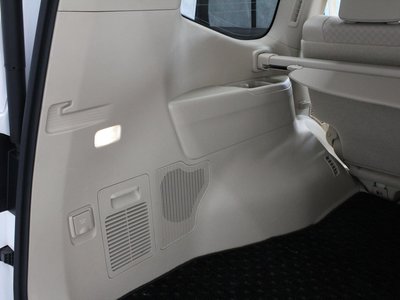 صورة مصغرة 40 لـ 2025 Toyota LAND CRUISER 300
