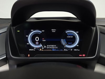 2016 BMW I8 thumbnail 11