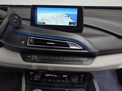 2016 BMW I8 thumbnail 20