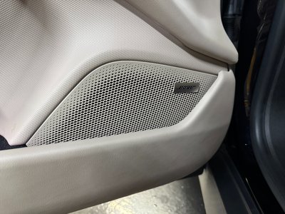 صورة مصغرة 16 لـ 2023 Porsche TAYCAN