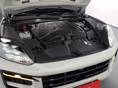 PORSCHE CAYENNE - 7