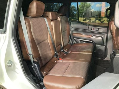 TOYOTA LAND CRUISER 250 - 9