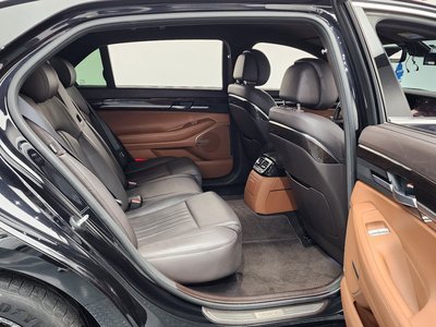 2020 Genesis G90 — миниатюра 12