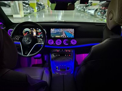 MERCEDES-BENZ E-CLASS - 4