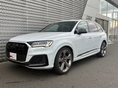 AUDI Q7 - 1