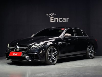 MERCEDES-BENZ E-CLASS - 1