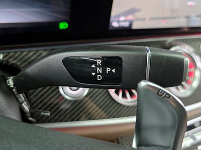 MERCEDES-BENZ E-CLASS - 9