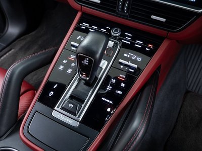 صورة مصغرة 63 لـ 2020 Porsche CAYENNE