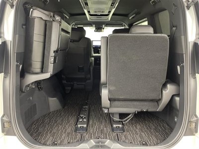 صورة مصغرة 28 لـ 2023 Toyota ALPHARD