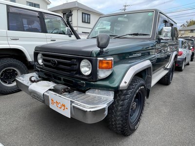 TOYOTA LAND CRUISER 70