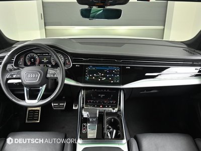 AUDI Q8 - 4