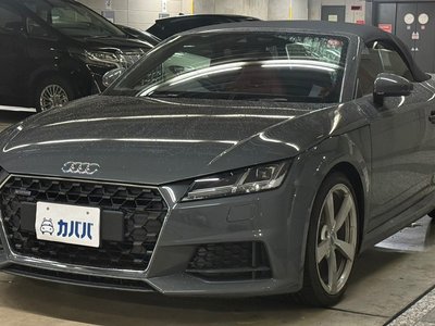 AUDI TT ROADSTER - 1