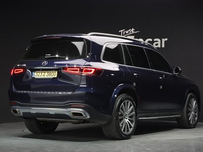 MERCEDES-BENZ GLS - 4