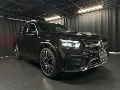 MERCEDES-BENZ GLB - 9