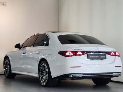 2025 Mercedes-BENZ E-CLASS 照片 3