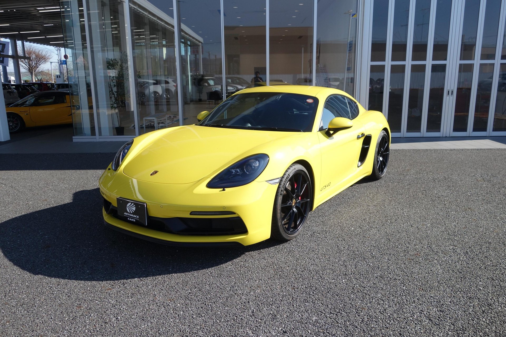 PORSCHE 718 CAYMAN - View 1