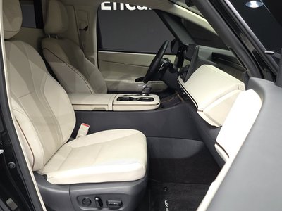 صورة مصغرة 11 لـ 2024 Lexus LM