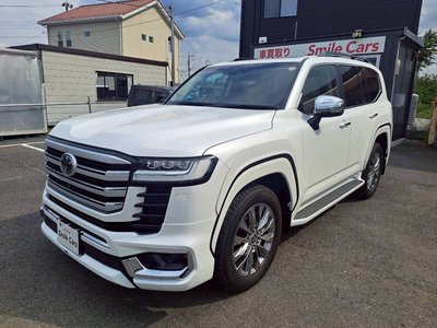 TOYOTA LAND CRUISER 300 - 2