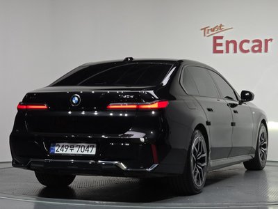 BMW 7 SERIES - 4