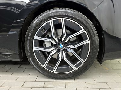 BMW 7 SERIES - 8