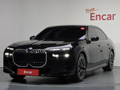 BMW 7 SERIES - 1