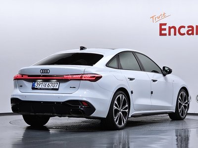 2025 AUDI A5 photo 4