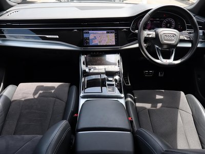 2019 AUDI Q8 照片 7