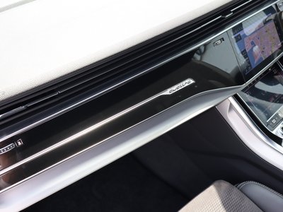 2019 AUDI Q8 缩略图 31
