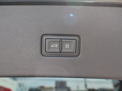 2019 AUDI Q8 缩略图 11