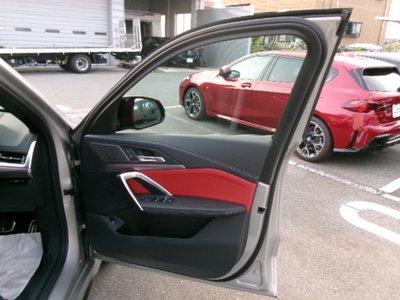 2025 BMW X1 — миниатюра 19