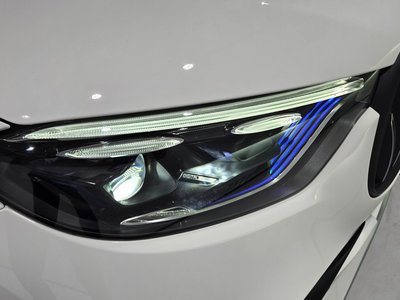 2025 Mercedes-BENZ GLC thumbnail 12