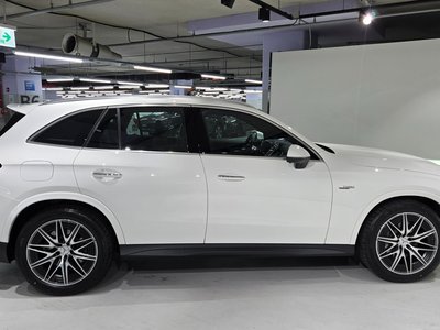 صورة 9 لـ 2025 Mercedes-BENZ GLC