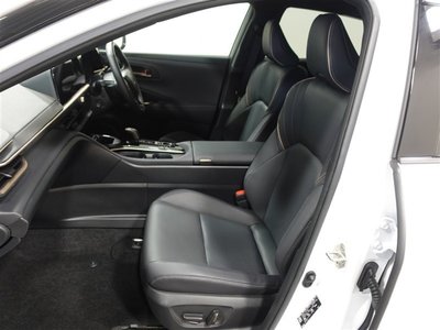 TOYOTA CROWN SPORT - 6