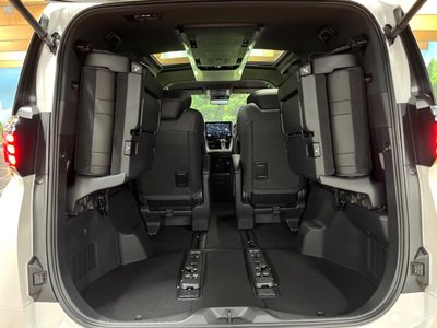 2025 TOYOTA ALPHARD thumbnail 28