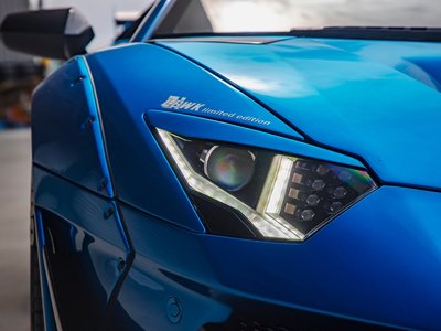 2018 Lamborghini AVENTADOR — миниатюра 19