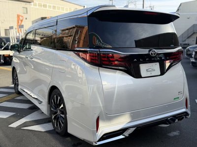 TOYOTA ALPHARD - 3