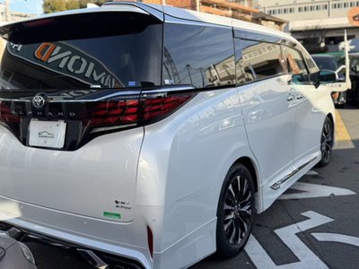 TOYOTA ALPHARD - 4
