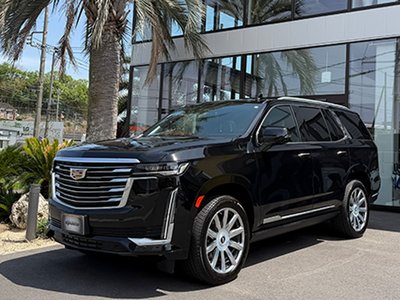 CADILLAC ESCALADE - 1