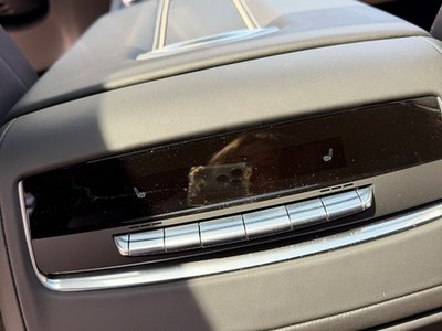 CADILLAC ESCALADE - 8