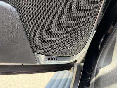 CADILLAC ESCALADE - 9