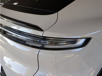 PORSCHE CAYENNE COUPE - 9