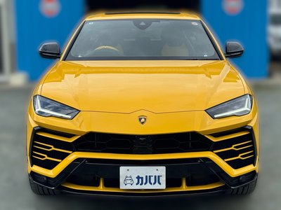 LAMBORGHINI URUS - 2