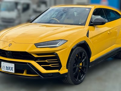 LAMBORGHINI URUS - 1