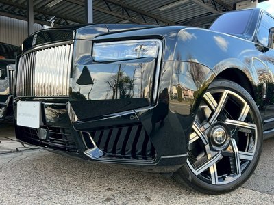 ROLLS-ROYCE CULLINAN - 10