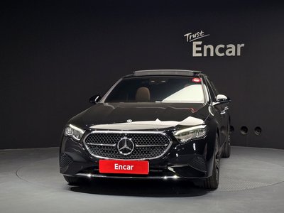 MERCEDES-BENZ E-CLASS - 2