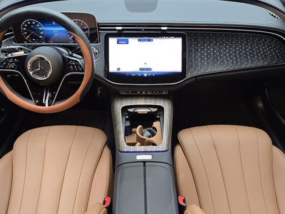 MERCEDES-BENZ E-CLASS - 5